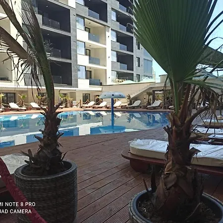 5 Stars 301 Frontal Sea View Aparthotel Navodari